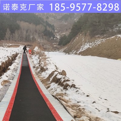 滑雪场魔毯方便滑雪者爬坡 魔毯乘坐方法 诺泰克魔毯设备